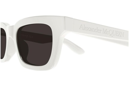 Ochelari de soare Alexander McQueen AM0392S 005 Dreptunghiulari Albi